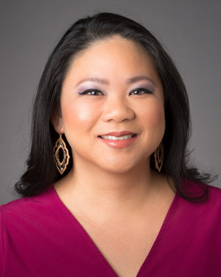 Lori Blewett headshot